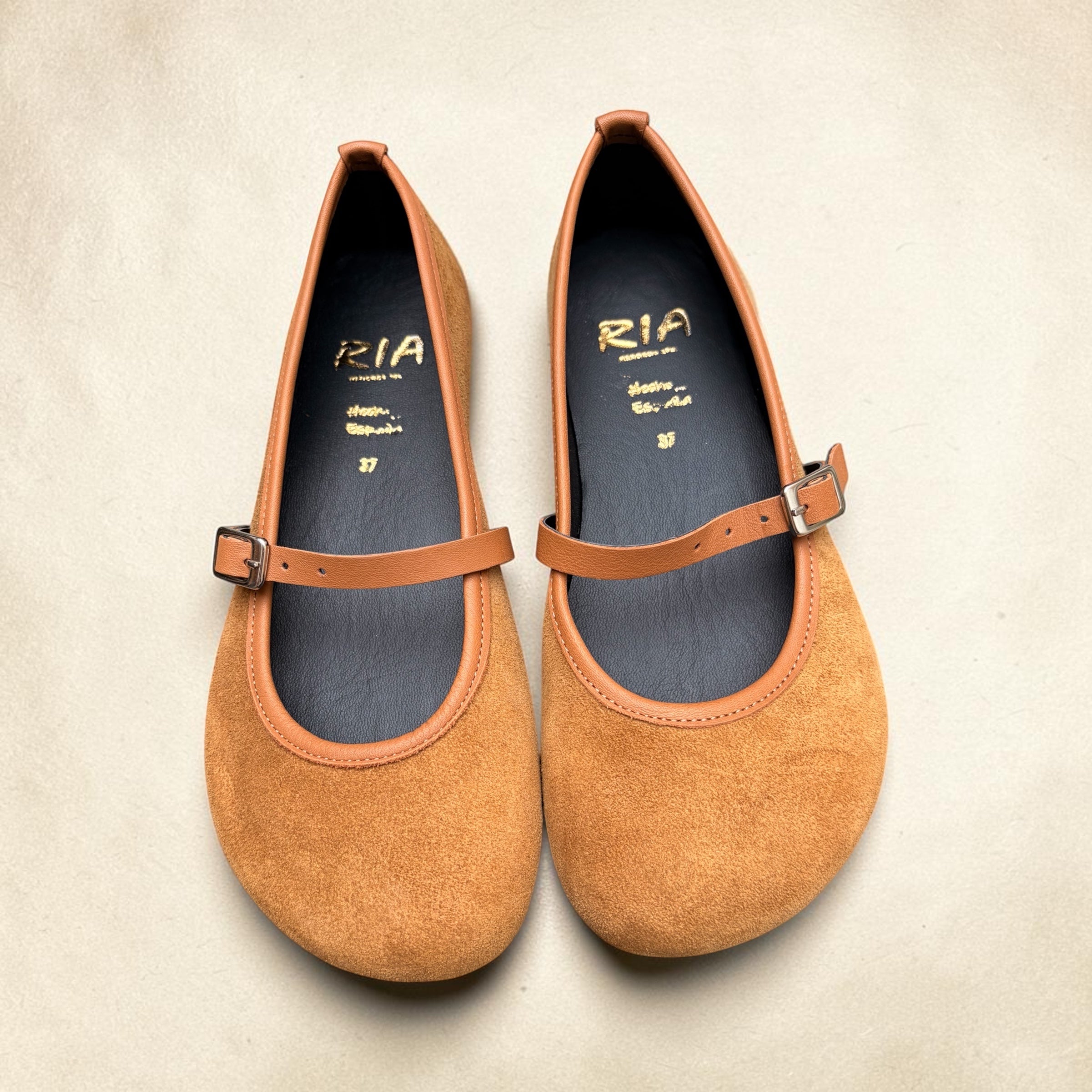 Mary Jane Marbella | Camel