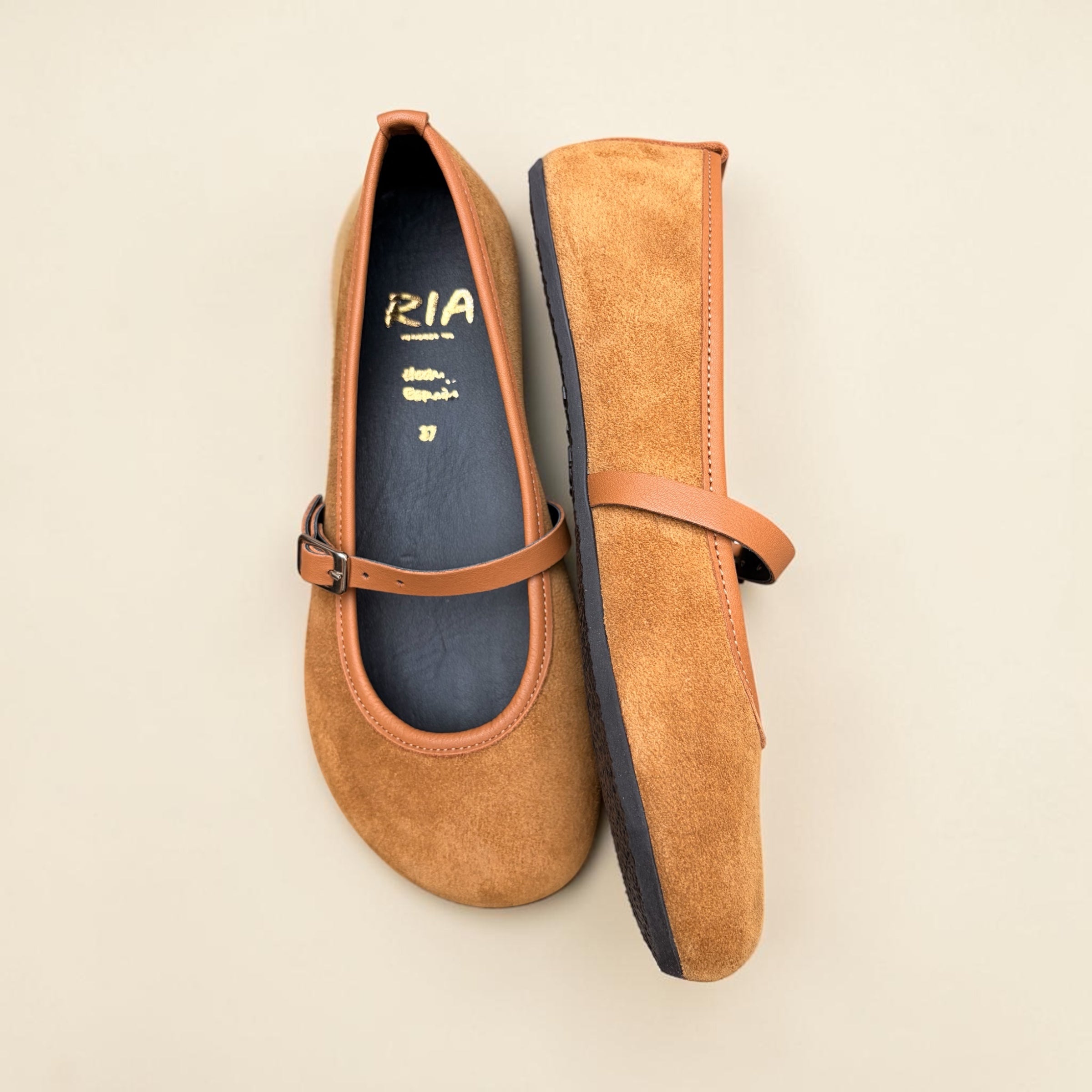 Mary Jane Marbella | Camel